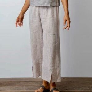 New Habitat stripped navy & tan cropped pants with elastic waist size XXL